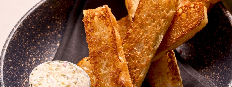 Bread & Butter (V) - House made ciabatta, seasoned whipped butter